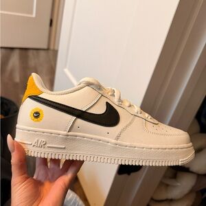 Nike AF1 Happy Limited Edition